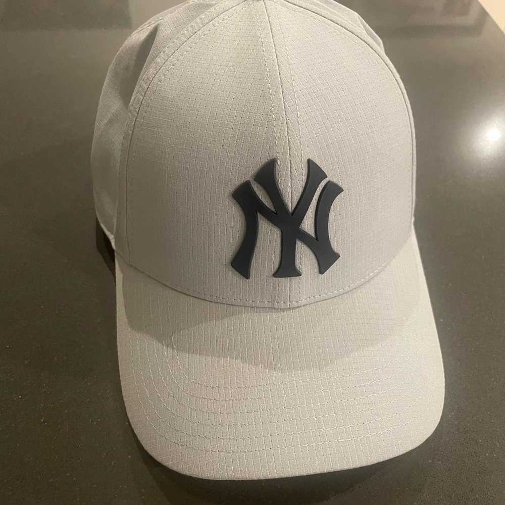 Under Armour Gray Cap with Black Logo